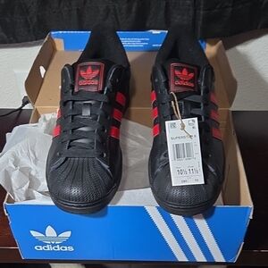 New Adidas Superstar II